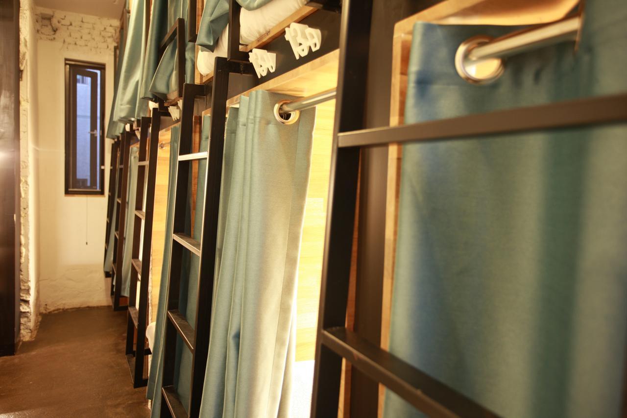 Capsule hotel Mongshang Cube